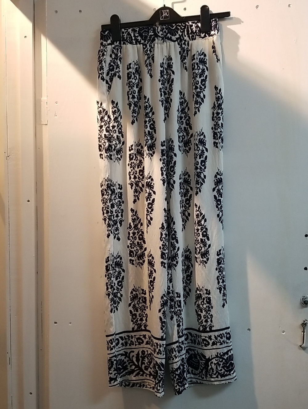 Black and White Floral Wide-Leg Palazzo Pants